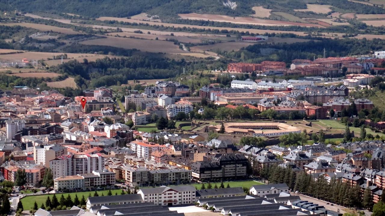 Jaca Centrum Exterior foto